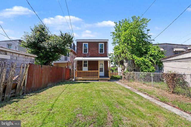 547 S FRONT ST, Steelton, PA 17113