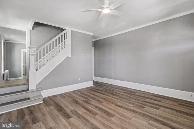 547 S FRONT ST, Steelton, PA 17113
