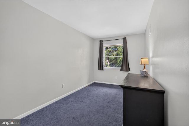 21 SAILBOAT CIR, Newark, DE 19702
