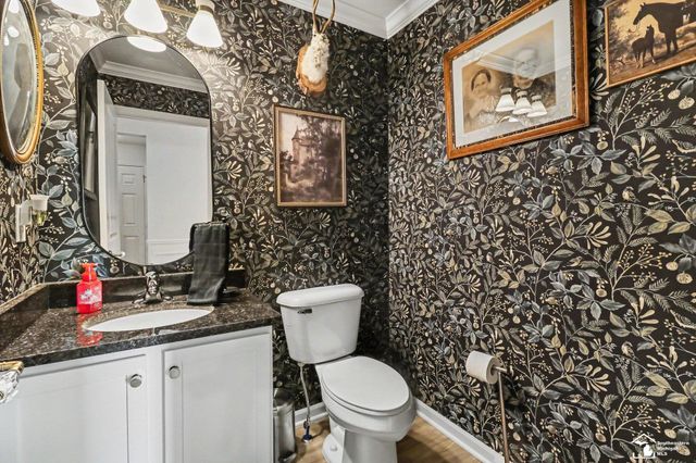 17956 Tall Oaks Court, New Boston, MI 48164
