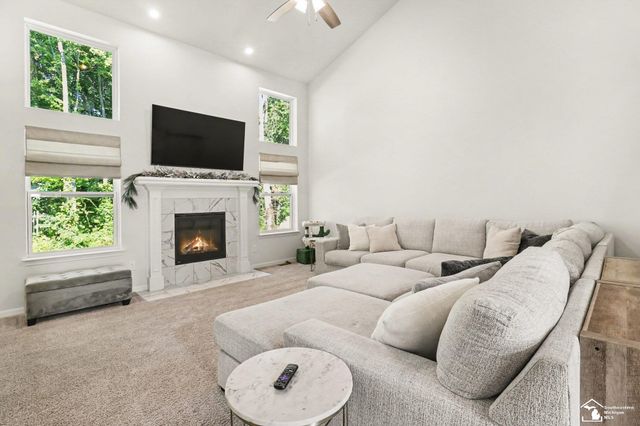 17956 Tall Oaks Court, New Boston, MI 48164