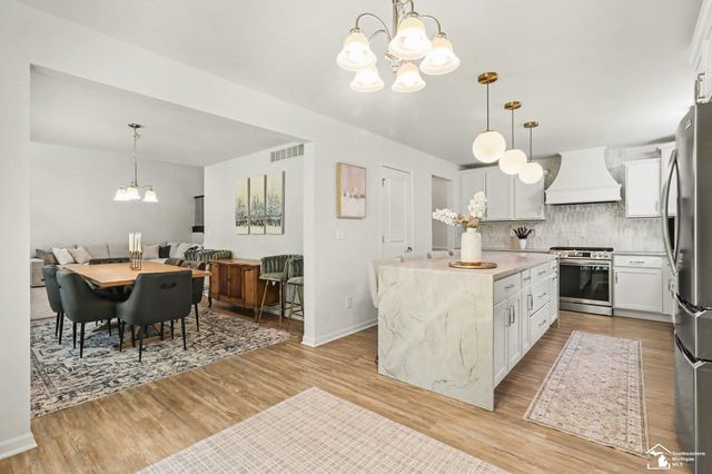 17956 Tall Oaks Court, New Boston, MI 48164