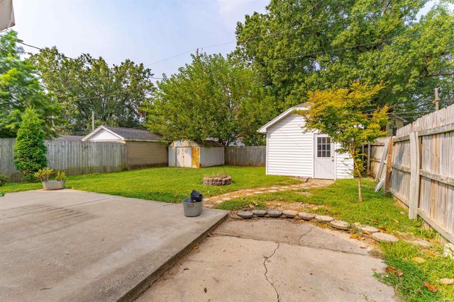 623 S Runnymeade Avenue, Evansville, IN 47714