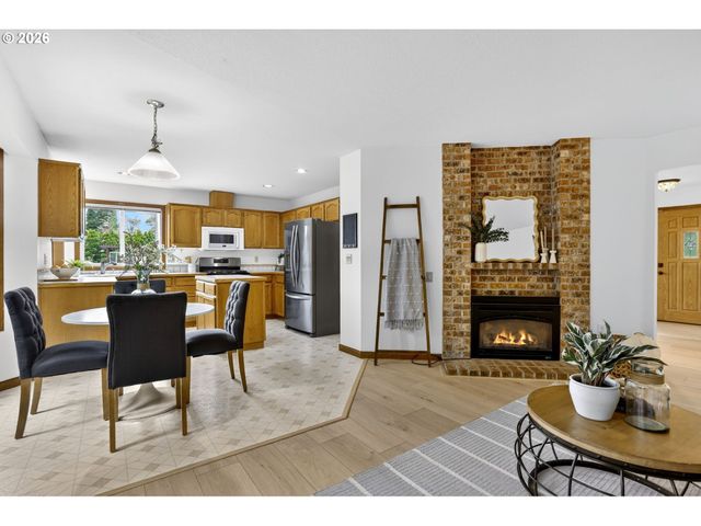 2750 Ne ELLIOTT Ave, Gresham, OR 97030