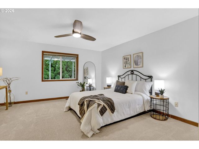 2750 Ne ELLIOTT Ave, Gresham, OR 97030