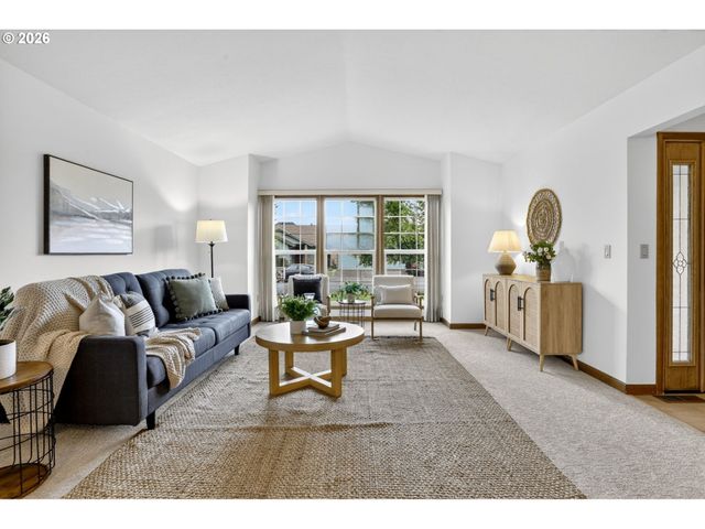 2750 Ne ELLIOTT Ave, Gresham, OR 97030