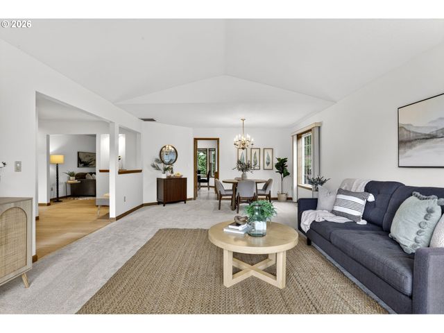 2750 Ne ELLIOTT Ave, Gresham, OR 97030
