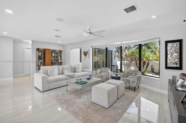 2611 NE 36th Street, Lighthouse Point, FL 33064