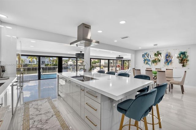 2611 NE 36th Street, Lighthouse Point, FL 33064