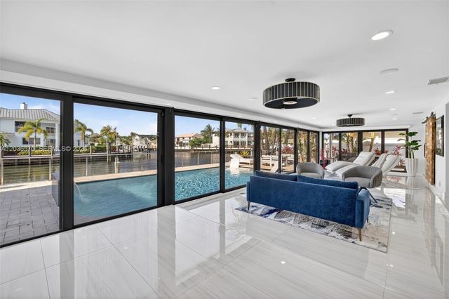 2611 NE 36th Street, Lighthouse Point, FL 33064