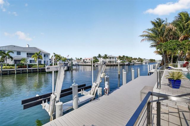 2611 NE 36th Street, Lighthouse Point, FL 33064