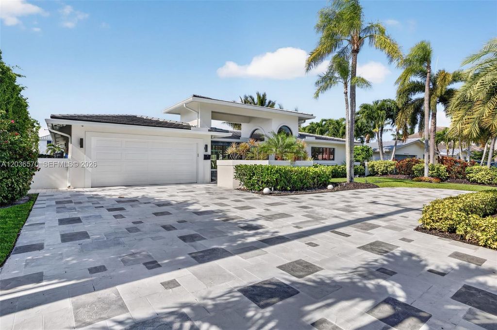 2611 NE 36th Street, Lighthouse Point, FL 33064