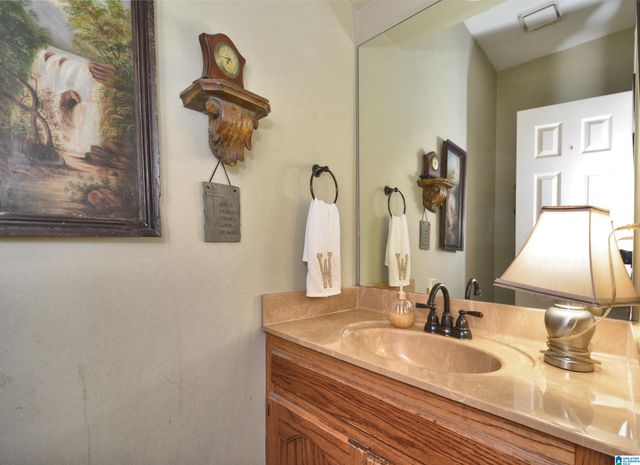 2568 DOLLY RIDGE ROAD, Vestavia Hills, AL 35243