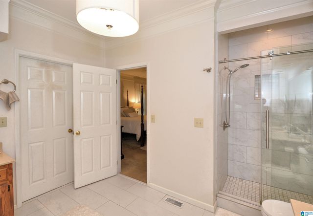 2568 DOLLY RIDGE ROAD, Vestavia Hills, AL 35243