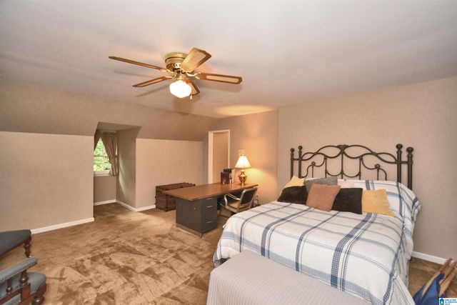2568 DOLLY RIDGE ROAD, Vestavia Hills, AL 35243