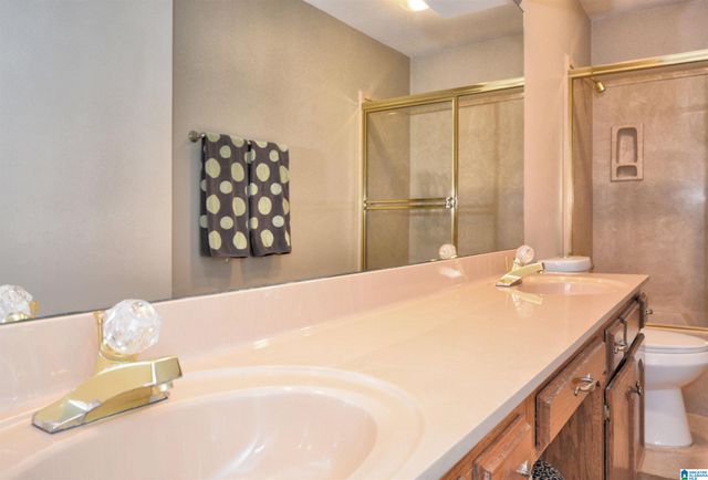 2568 DOLLY RIDGE ROAD, Vestavia Hills, AL 35243