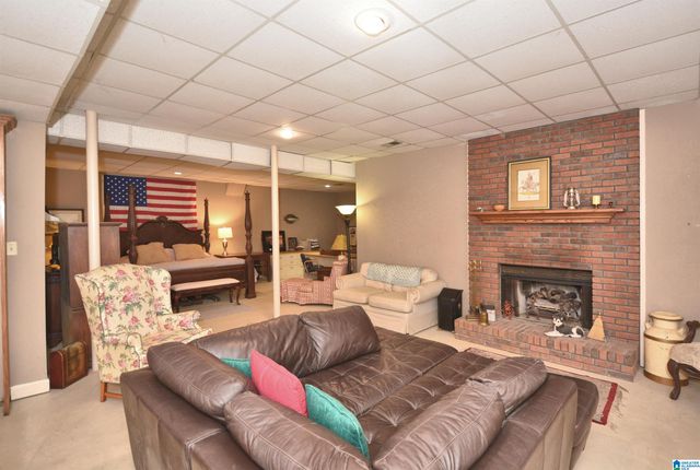 2568 DOLLY RIDGE ROAD, Vestavia Hills, AL 35243