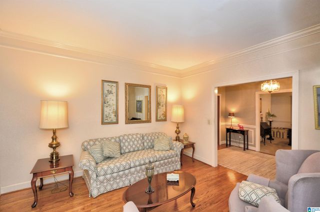 2568 DOLLY RIDGE ROAD, Vestavia Hills, AL 35243