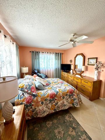 300 NE 26TH Avenue 2010, Boynton Beach, FL 33435