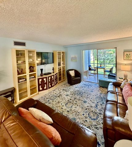 300 NE 26TH Avenue 2010, Boynton Beach, FL 33435