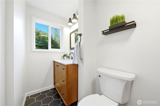 11526 3rd Avenue NE, Seattle, WA 98125