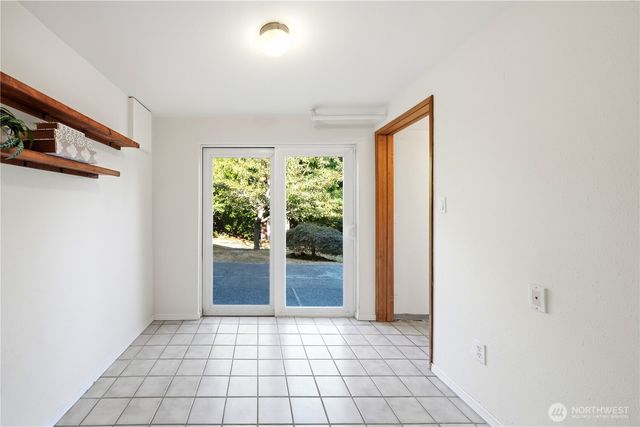 11526 3rd Avenue NE, Seattle, WA 98125