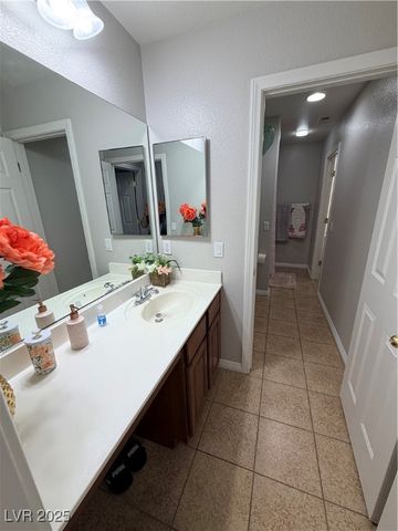 1220 Earth Court, North Las Vegas, NV 89032