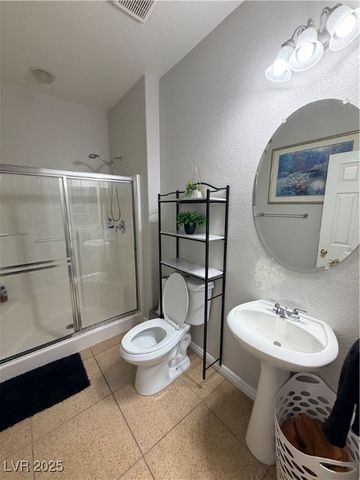 1220 Earth Court, North Las Vegas, NV 89032