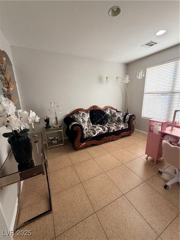 1220 Earth Court, North Las Vegas, NV 89032