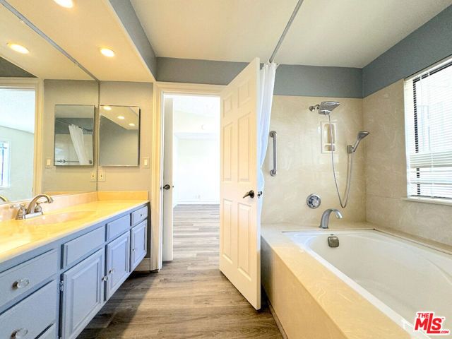 2578 Calle Abedul, Thousand Oaks, CA 91360