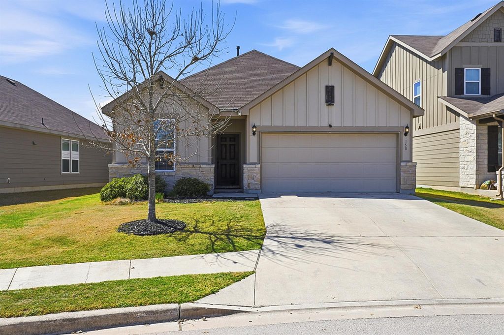 158 Fern DR, Buda, TX 78610