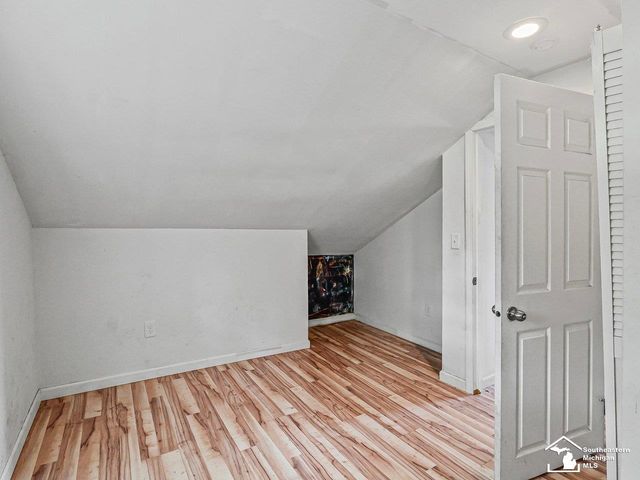 109 W Dean Road, Temperance, MI 48182