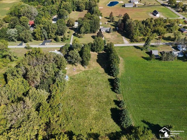 109 W Dean Road, Temperance, MI 48182