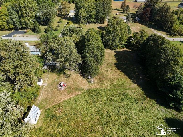 109 W Dean Road, Temperance, MI 48182