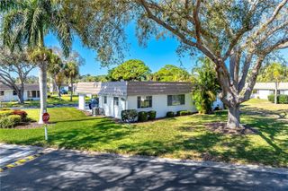5440 RIVERBLUFF CIRCLE 87, Sarasota, FL 34231
