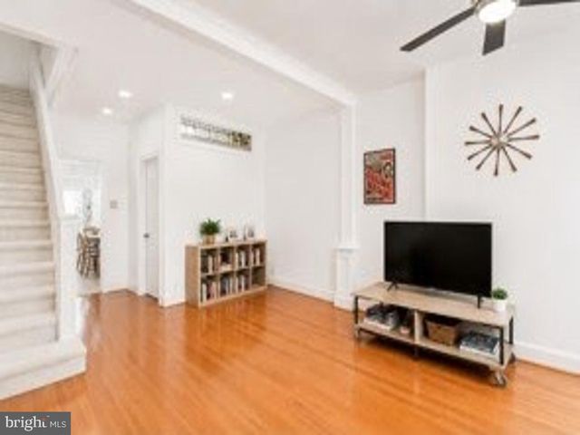 848 MERCER ST, Philadelphia, PA 19125