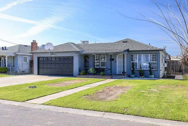 1030 Alpha Rd, Turlock, CA 95380