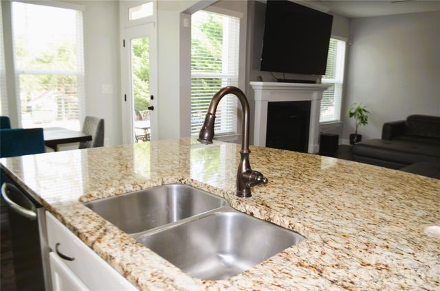 1004 Fallondale Road, Waxhaw, NC 28173