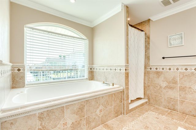 4421 Pelican Road, Jamaica Beach, TX 77554