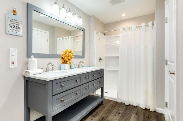 4421 Pelican Road, Jamaica Beach, TX 77554