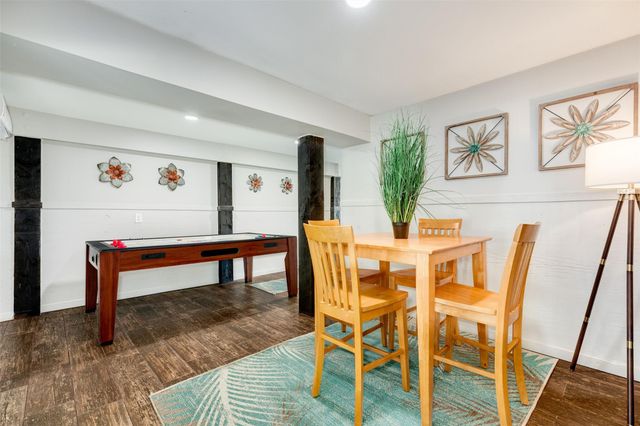 4421 Pelican Road, Jamaica Beach, TX 77554