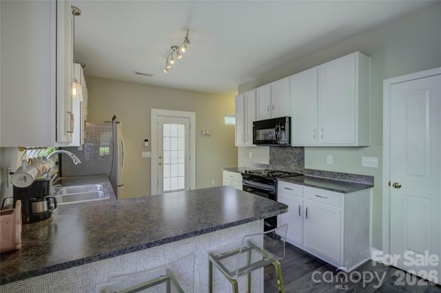 1804 Ethel Guest Lane, Charlotte, NC 28206