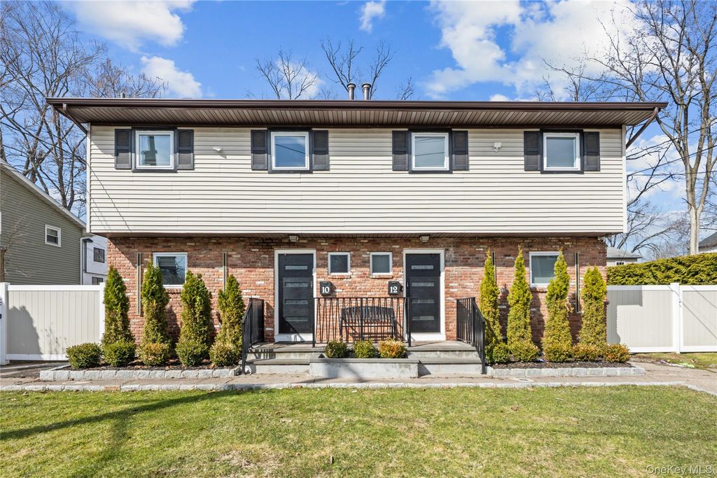 10 Sneden Court, Spring Valley, NY 10977