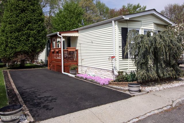 46 Seattle Slew Drive, Howell, NJ 07731