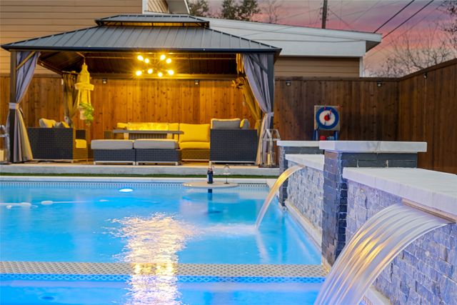 3111 Hedgerow Drive, Dallas, TX 75235