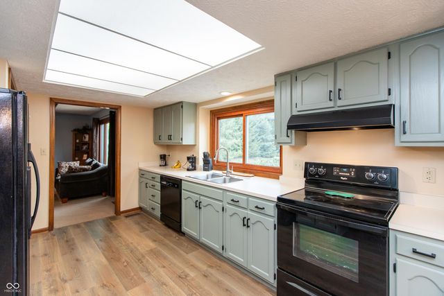 9758 Nicole Lane, Brownsburg, IN 46112