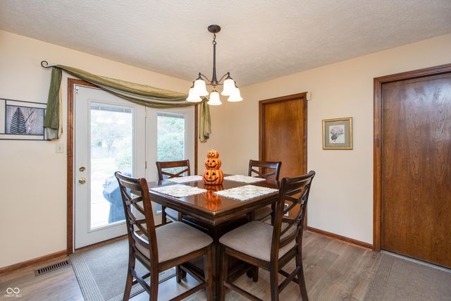 9758 Nicole Lane, Brownsburg, IN 46112