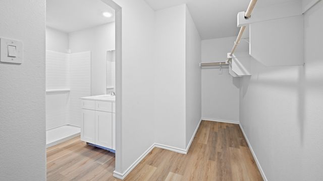 4229 WOODHILL BEND Drive, Fort Worth, TX 76036