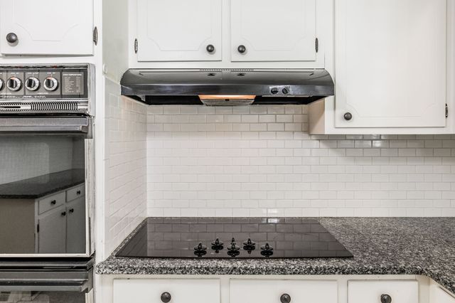 1525 Lipscomb Dr, Brentwood, TN 37027