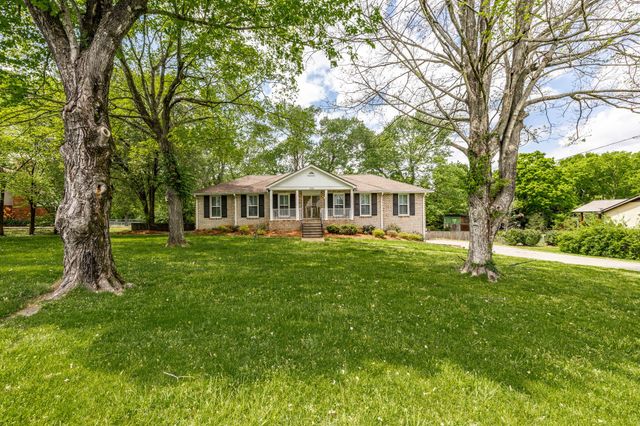 1525 Lipscomb Dr, Brentwood, TN 37027